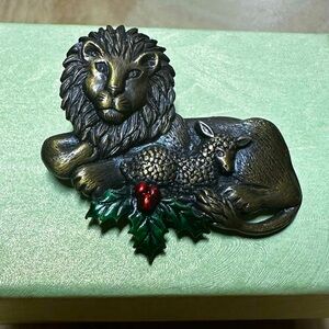 Bronze Lion and Lamb Holiday Decor Box